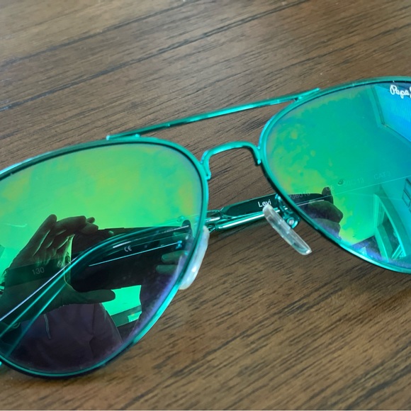 Kids UV protective sunglasses - Picture 2 of 2